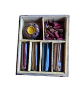 Load image into Gallery viewer, Wooden Incense Set
